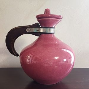 Vintage Metlox Carafe Pottery Pitcher w/ Lid